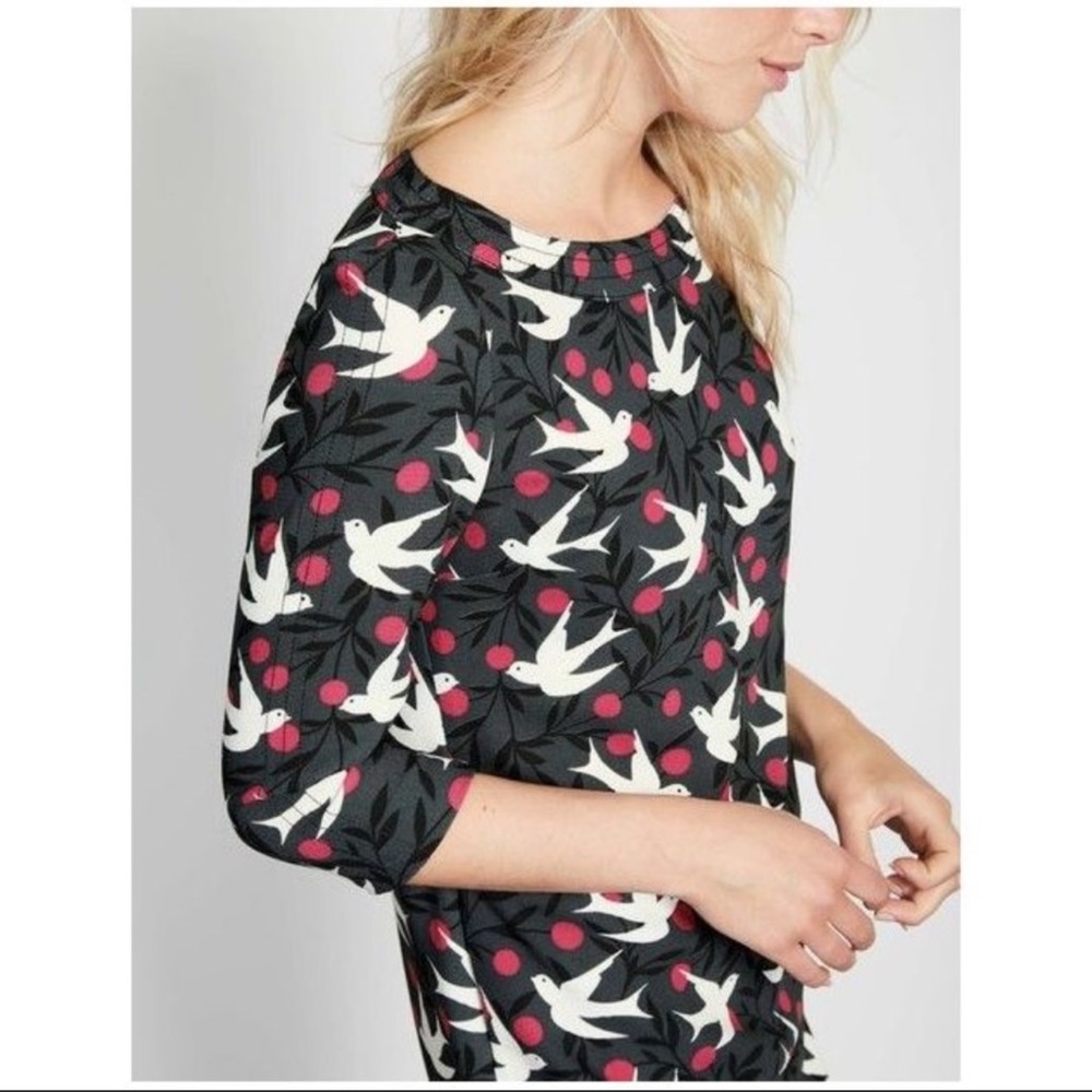Boden Alda Swallow Print Top (Size 10)